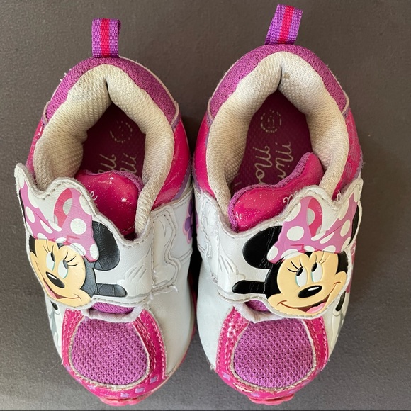 DisneyJunior Minnie Mouse Running Shoes Kids - Picture 9 of 11